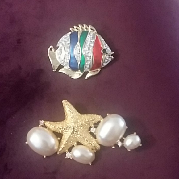 Lot of 2 nautical brooches - Picture 1 of 5